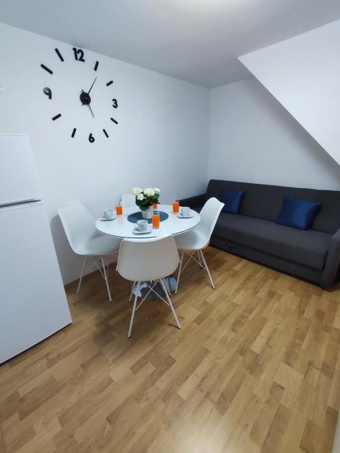 Ferienwohnung Stone House Lovric Kaštela Exterior foto